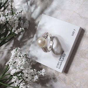 Charter Club Silver Plated Pearl Ring w/ Cubic Zirconia Size 7 NWOT